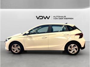 Hyundai i20 SELECT MIT NAVIGATION + RUECKFAHRKAMERA U.V.M!