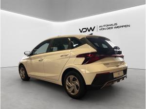 Hyundai i20 SELECT MIT NAVIGATION + RUECKFAHRKAMERA U.V.M!