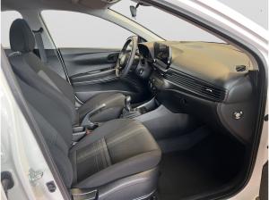 Hyundai i20 SELECT MIT NAVIGATION + RUECKFAHRKAMERA U.V.M!