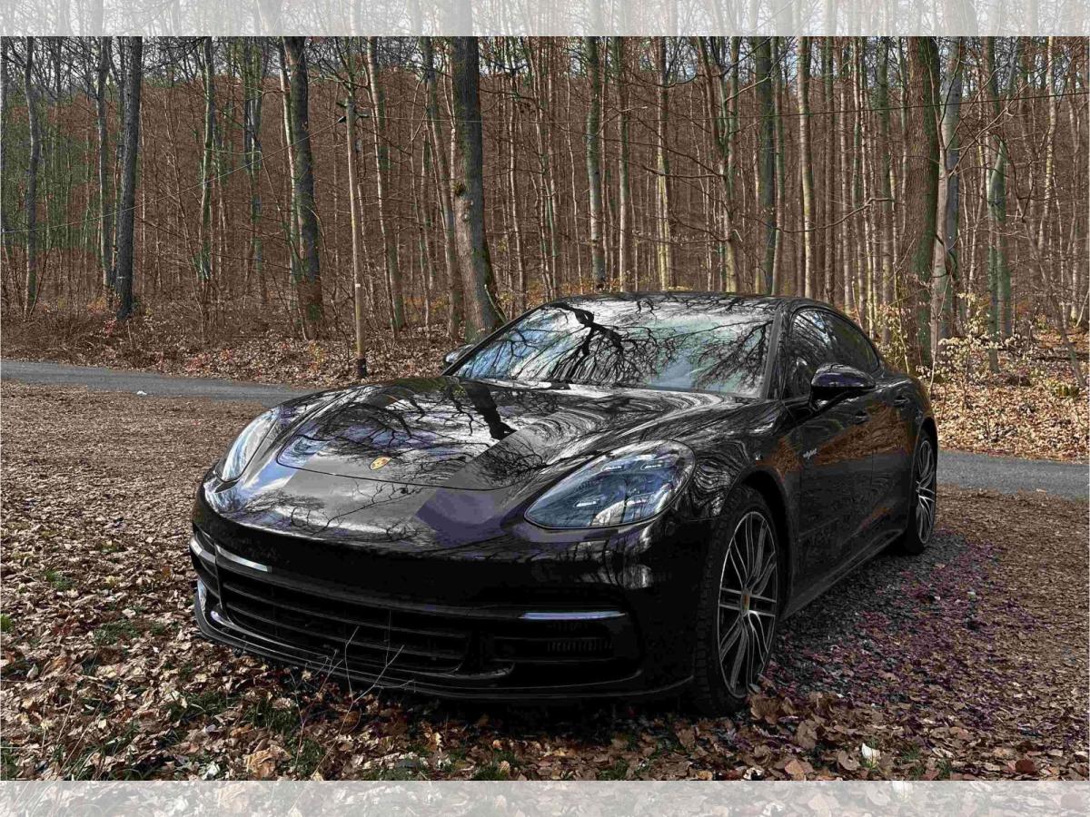 Porsche Panamera 4 E-Hybrid