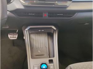 Volkswagen T-Roc T-ROC R-Line / DSG / NAVI / SHZ usw.