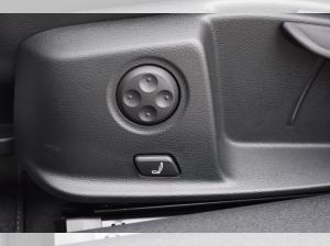 Audi A4 Avant 35 TFSI S-tr. *S-line*LED*AHK*RüKam*ACC