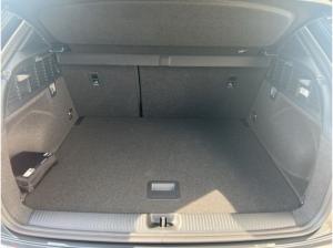 Audi Q2 basis 35 TFSI 110(150) kW(PS) S tronic 18''