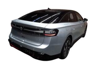 Volkswagen ID.7 GTX 4Mo. - Interieur und Exterieur Plus Paket + PANO / 8-fach Bereift