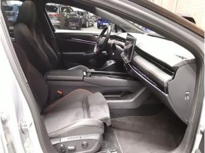 Volkswagen ID.7 GTX 4Mo. - Interieur und Exterieur Plus Paket + PANO / 8-fach Bereift
