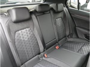 Volkswagen Golf R-Line 1,5eTSI DSG PANO,Standheizung Lagerwagen !