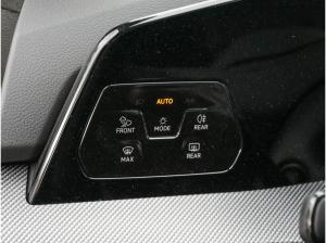 Volkswagen Golf R-Line 1,5eTSI DSG PANO,Standheizung Lagerwagen !