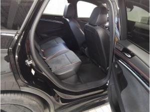 Volkswagen ID.7 GTX - Interieur und Exterieur Plus Paket + PANO / 8-fach Bereift