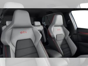 Volkswagen Golf GTI Clubsport 2.0 TSI DSG BlackStyle Pano Business&Komfort