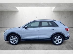Audi Q3 35 TFSI advanced S-tronic LED Navi ACC AHK Optik schwarz