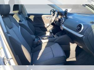 Audi Q2 35 TFSI advanced Matrix ACC AHK Standhzg. ACC