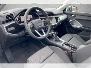 Audi Q3 35 TFSI advanced S-tronic LED Navi ACC AHK Optik schwarz
