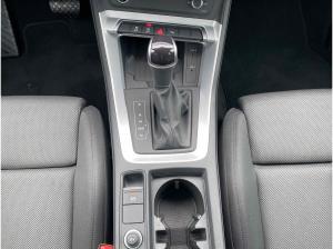 Audi Q3 35 TFSI advanced S-tronic LED Navi ACC AHK Optik schwarz