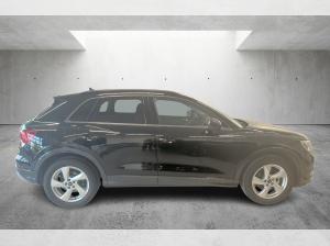Audi Q3 35 TFSI advanced S-tronic LED Navi ACC AHK PDC SHZ