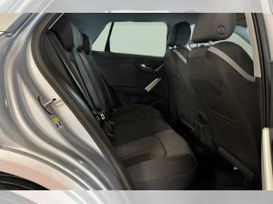 Audi Q2 35 TFSI advanced S-tronic LED Navi ACC AHK RFK