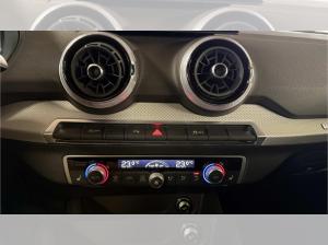 Audi Q2 35 TFSI advanced S-tronic LED Navi ACC AHK RFK