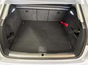 Audi A4 Avant 30 TDI S-tronic LED Navi ACC PDC SHZ LM