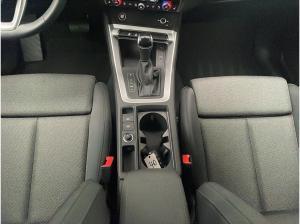 Audi Q3 35TFSI S tronic advanced NAVI LED ACC RFK SHZ