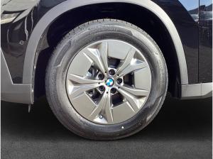 BMW iX1 eDrive20 , 5-türig (Strom)