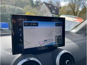 Audi Q2 advanced 35TDI S-tronic / MMI-Navi+, LED, RFK
