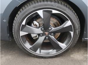 Cupra Leon ST 1.5 eTSI DSG / Navi, FullLink, LED, RFK