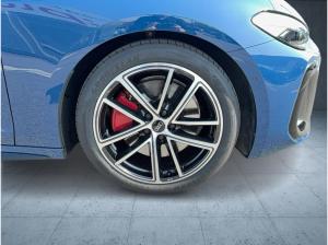 Audi A5 Avant e-hybrid qu. S tr. PANO Matrix 19 AHK