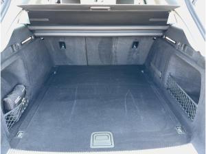 Audi A4 Avant advanced 40 TDI S tr. HUD Stdhzg LED