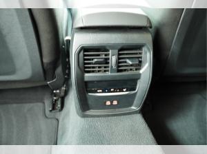 BMW 330 e Touring M Sport 360 GRAD KAMERA,AHK,PGSD,EL. SITZE,HUD,H/K SOUND