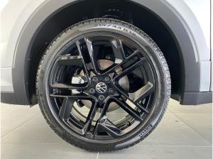 Volkswagen T-Cross 1,5 TSI DSG R-line AHK+IQ.LIGHT+NAVI+RFK+SHZ