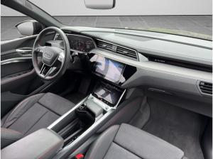 Audi Q8 Sportback e-tron 55 S line quattro /