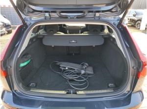 Volvo V60 T6 AWD Ultra Bright Plug-In Hybrid HUD StandHZG TV Navi Leder Digitales Cockpit Memory Sitze