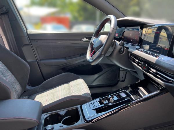 Volkswagen Golf VIII 2.0 TSI GTI DSG AHK LED H&K NAVI KAM