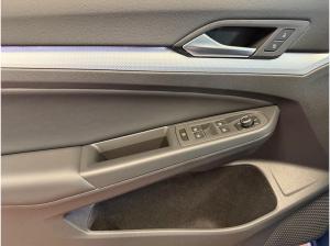 Volkswagen Golf 1.5 eTSI Goal DSG Matrix AHK Navi ACC RFK