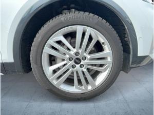 Audi Q5 Sportback TFSI e S line business qu S tr HUD
