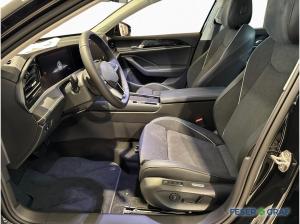 Volkswagen Passat Elegance 1,5 l eHybrid ACC IQ LIGHT KAM