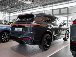 Volkswagen Tiguan R-Line 2.0 l TDI DSG Pano AHK Kam.
