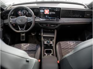 Volkswagen Tiguan R-Line 2.0 l TDI DSG Pano AHK Kam.