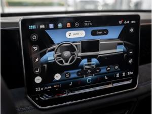 Volkswagen Tiguan R-Line 2.0 l TDI DSG Pano AHK Kam.