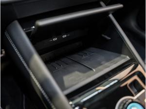 Volkswagen Tiguan R-Line 2.0 l TDI DSG Pano AHK Kam.