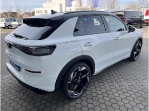 Volkswagen T-Roc 1.5 eTSI R-Line SHZ+PDC+RFK+LED+CARPLAY