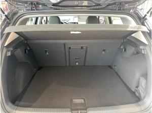 Volkswagen Golf Life 1.5 TSI R-KAMERA LED ACC SHZ PDC