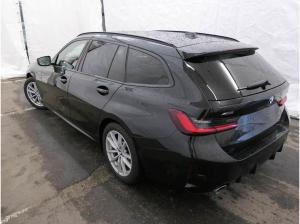 BMW 330 d Tour.  "M Sport" LC. Prof., Parkass. +, ACC, Keyless., HUD, uvm.