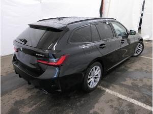 BMW 330 d Tour.  "M Sport" LC. Prof., Parkass. +, ACC, Keyless., HUD, uvm.