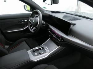 BMW 330 d Tour.  "M Sport" LC. Prof., Parkass. +, ACC, Keyless., HUD, uvm.