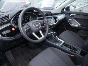 Audi Q3 35 TDI advanced ACC AHK LED Navi RüKa Sitzh.