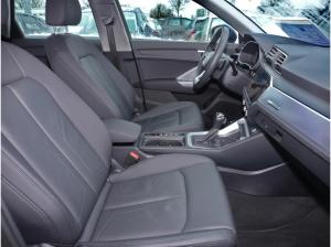 Audi Q3 35 TFSI advanced ACC AHK LED Navi RüKa Sitzh.