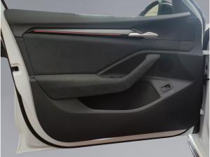 Skoda Superb Combi Sportline 2.0 TDI DSG 4x4 AHK LED