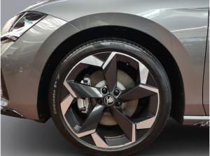 Skoda Superb Combi Sportline 2.0 TDI DSG 4x4 AHK NAVI