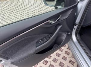 Skoda Kamiq 1.0 TSI DSG Balance +AHK+NAVI+ACC+RFK+PDC+