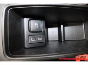 Fiat 500 1.0l Hybrid ICON Komfort-Paket Apple CarPlay Klimaautom DAB Spurhalteass.